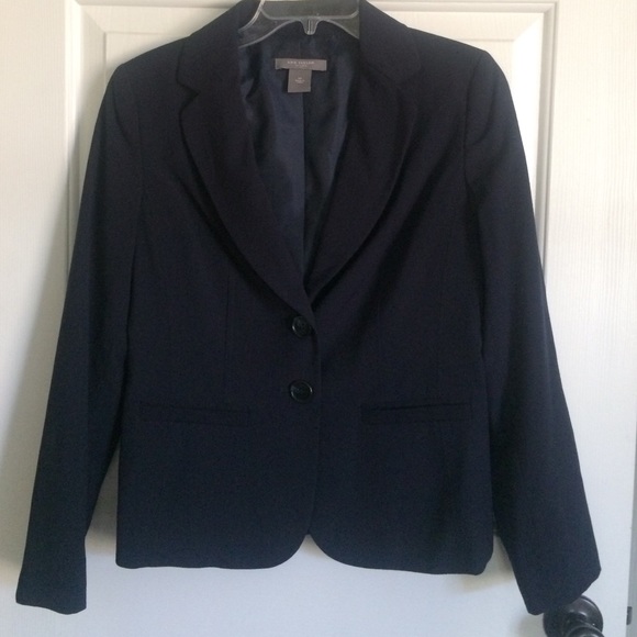 Like new Ann Taylor blazer, navy, petite size 6