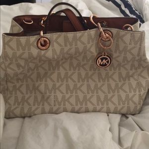 Michael Kors purse