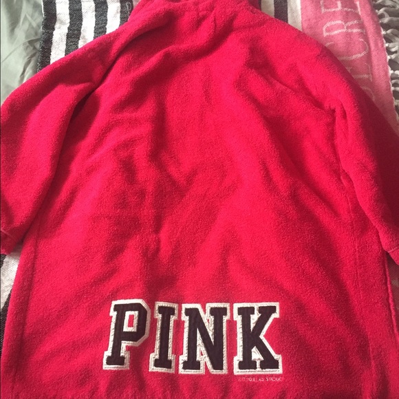 VS PINK robe