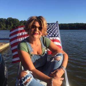 Meet your Posher, Shannon