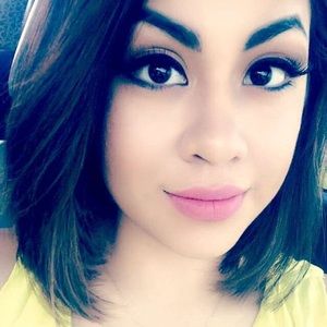 Meet your Posher, Alba