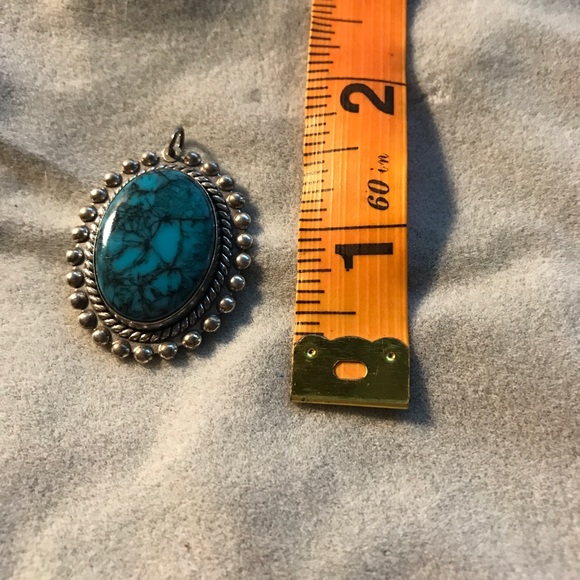 Sterling Silver turquoise pendant - Picture 2 of 3