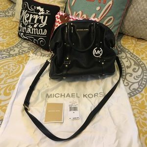 Michael Kors Belted MD Satchel(style Bedford)