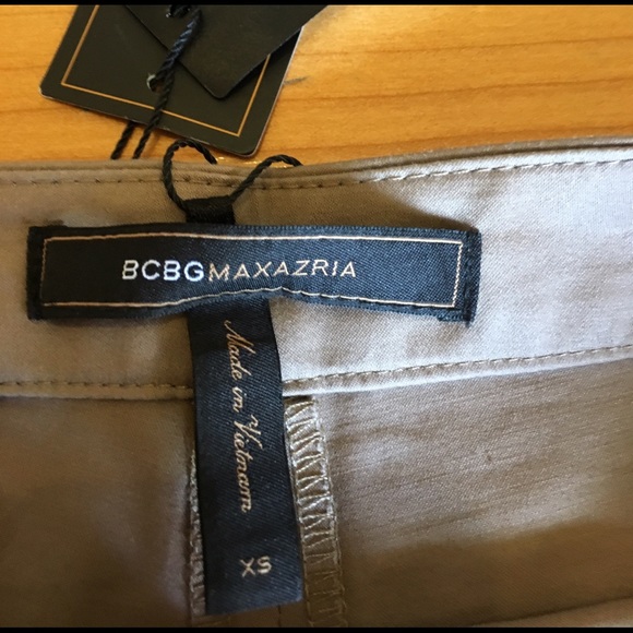 BCBG knee length shorts - Picture 2 of 2