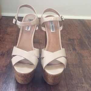 Nude / cork Steve Madden wedges