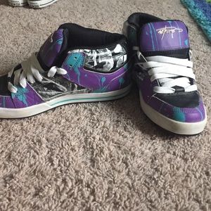 Globe: Texture D hi-top shoes. Size 11