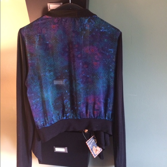 Jacket - Picture 2 of 4