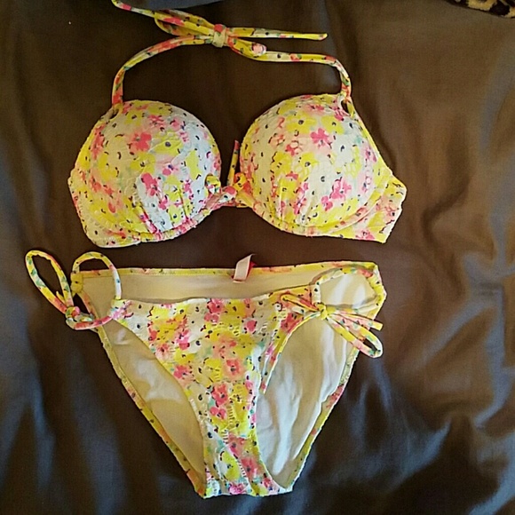 Swim suit