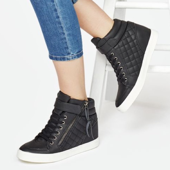 Brand New JustFab Esteva Black Sneakers