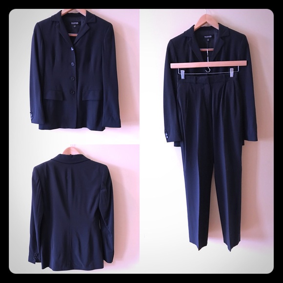 Emanuel Ungaro suit in wool