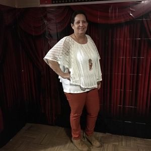 Meet your Posher, Naida