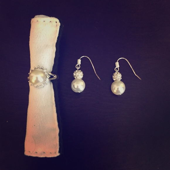 Like New Pearl and Diamond Ring & Earrings