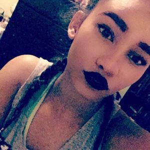 Meet your Posher, Daysia