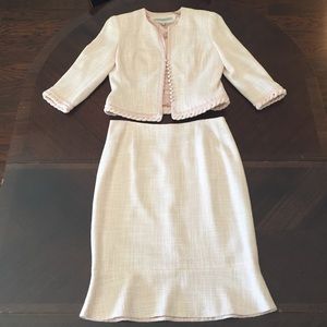 Carmen Marc Valvo Women's Skirt Suit