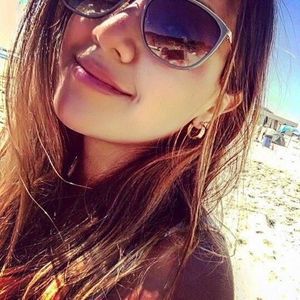 Meet your Posher, Mayra