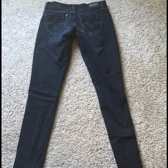 Black Levi skinny jeans