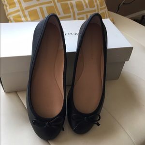 Banana Republic Ashley flats