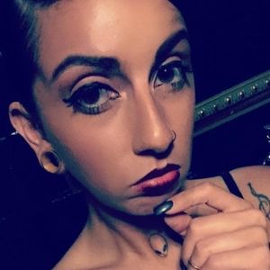 Meet your Posher, Jeana