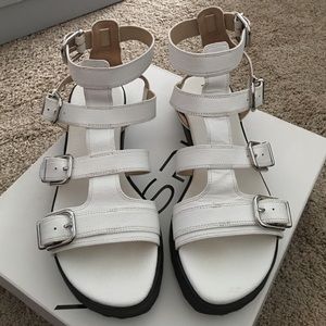 VIA SPIGA WHITE SAFFIANO LEATHER SANDAL