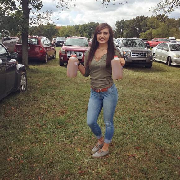 Meet your Posher, Kali - Picture 1 of 1