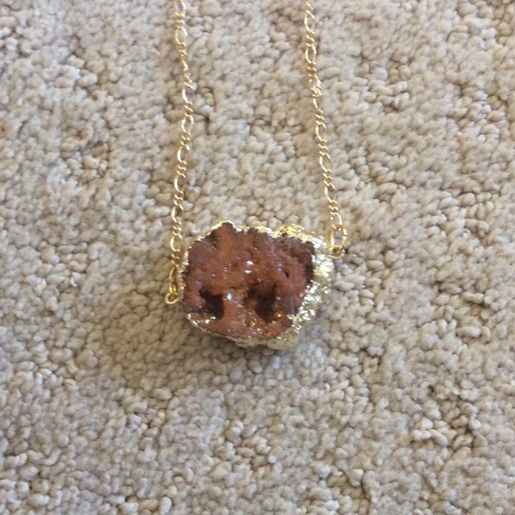 Druzy Stone Necklace!