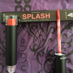 Younique Moodstruck SPLASH Liquid Lipstick