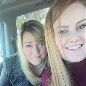 Meet your Posher, Liz