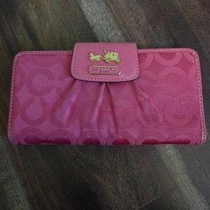 Coach Authentic Pink Cs Wallet