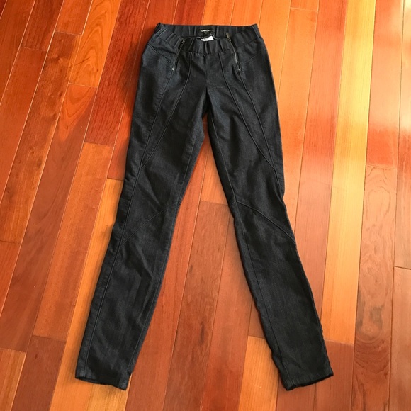 Bebe skinny dark blue jeans size 24