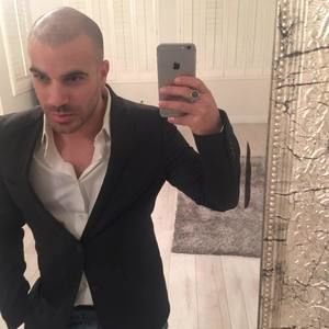 Meet your Posher, Asaf