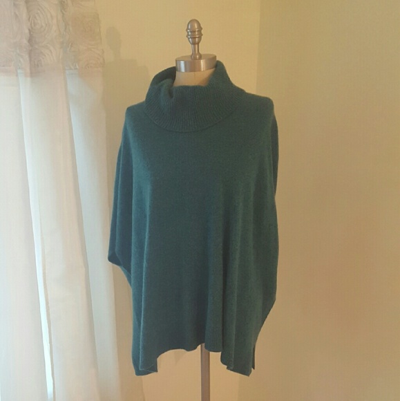 Cashmere Turtle neck sweater