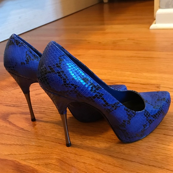 Aldo New Python Print Blue Black New Silver Heels - Picture 4 of 4