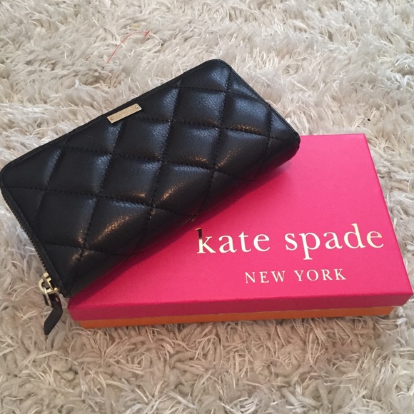 Kate Spade black quilted wallet