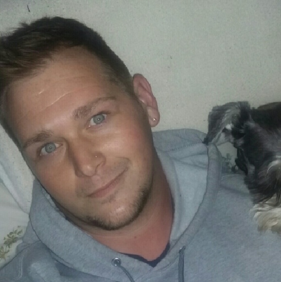 Meet your Posher, Dustin - Picture 1 of 1