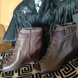 Vince Camuto Boots Never Worn! In box!
