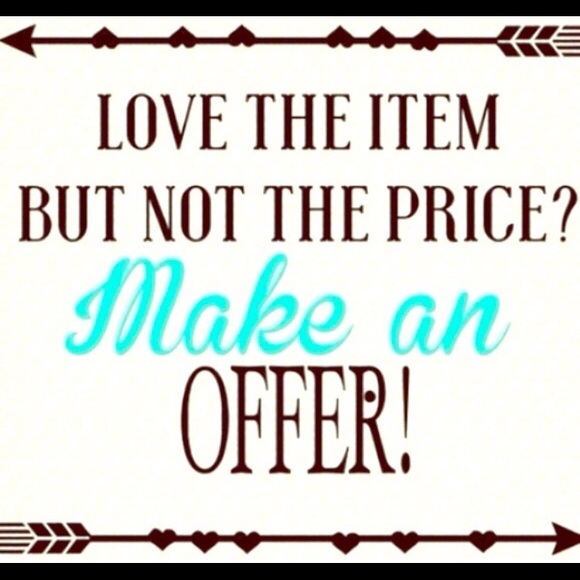 👑 Reasonable offers only please 💕🎉👑