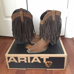 Ariat fringe boots!