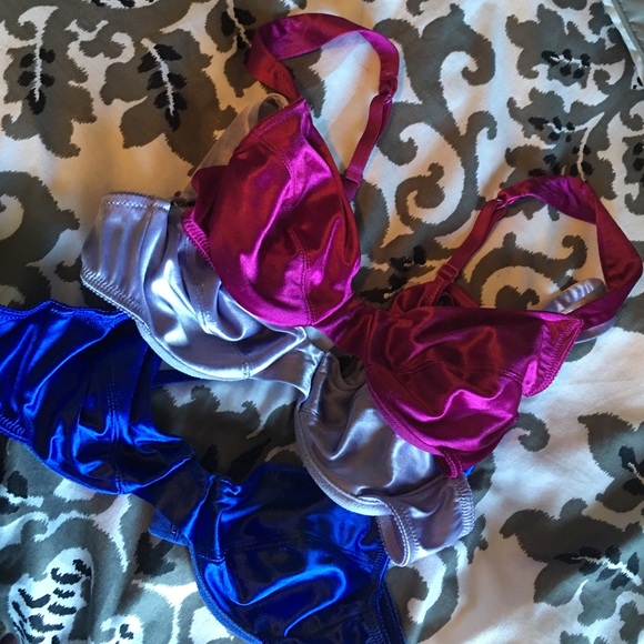 Bras bundle!