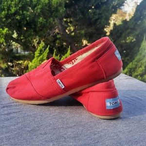 Red TOMS