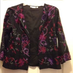 Embroidered Jacket With Floral Pattern Shades of Pink Red Purple size Small