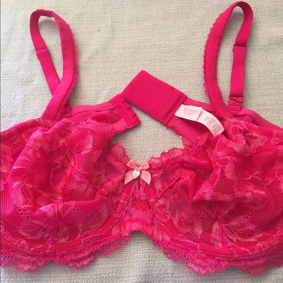 Victoria's Secret Unlined Demi ❤️