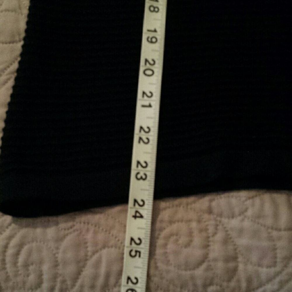 Sweater - Picture 4 of 5