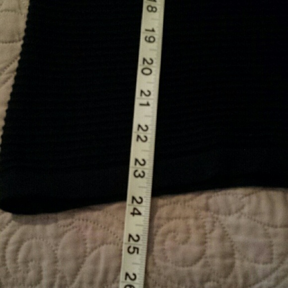 Sweater - Picture 4 of 5