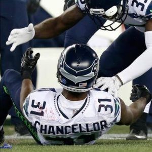 Meet your Posher, Genaro