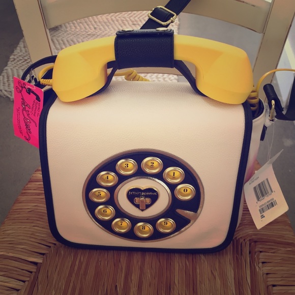 Betsey Johnson Handbags - Betsey Johnson Phone Purse