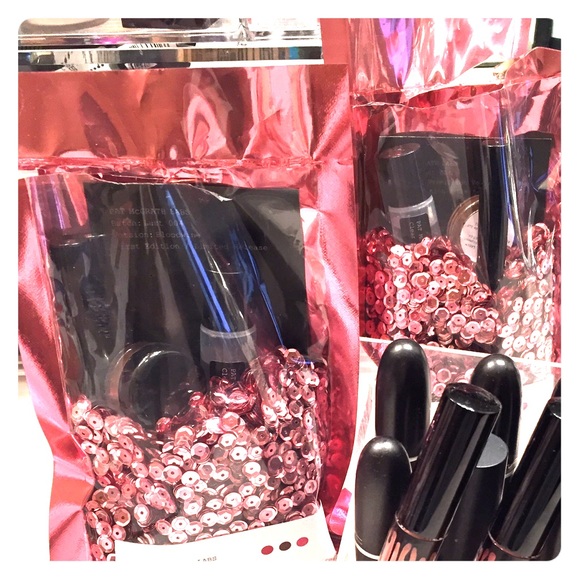 Pat McGrath Bloodwine Lust 004 Lip kit