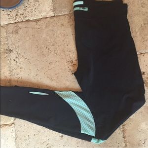 Under amour athletic leggings