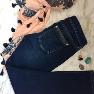 WHBM Cropped Jeans