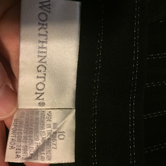 Black pantsuit - Picture 4 of 4