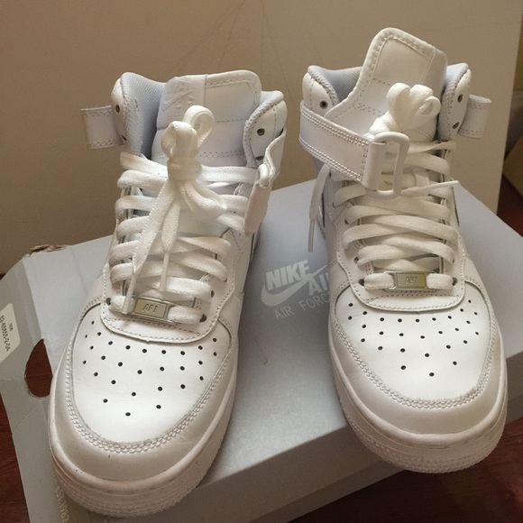 Nike Air Force 1 👟